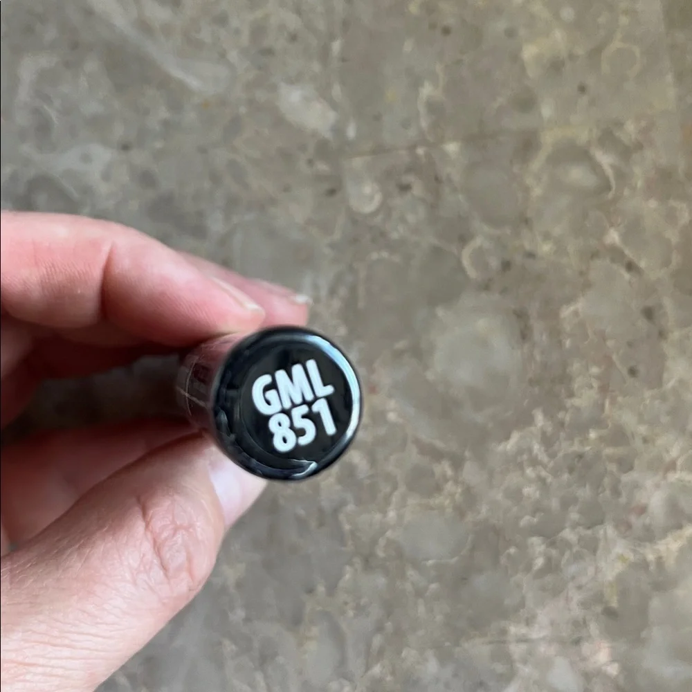 L.A. Girl Metal Liquid Lipstick - Champagne